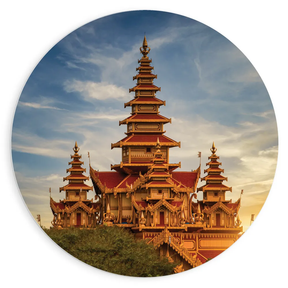 Dibond Muurcirkel - Rood met Gouden Paleis in Bagan, Myanmar