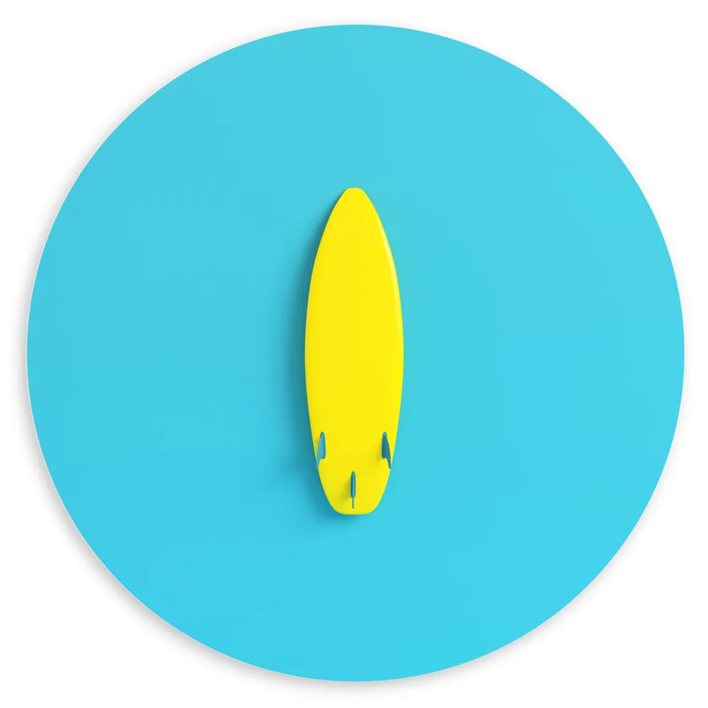 Dibond Muurcirkel - Geel Surfboard tegen Felblauwe Achtergrond