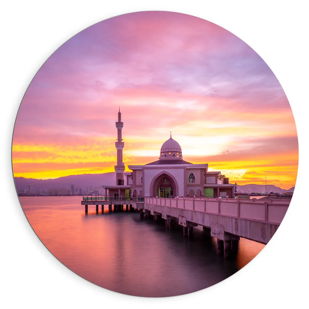 Dibond Muurcirkel - Zon Verdwijnend Achter Surau Terapung Penang Port Moskee, Malesië
