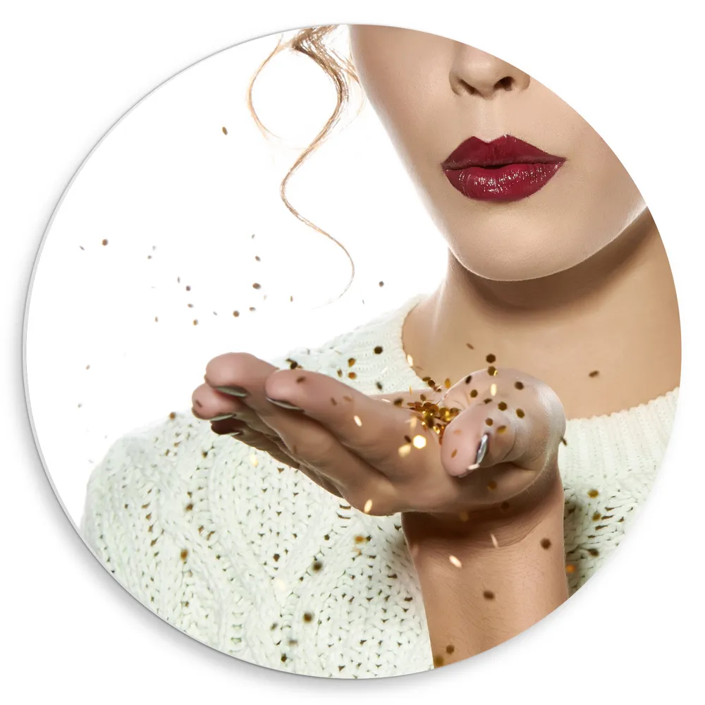 Dibond Muurcirkel - Vrouw - Confetti - Glitter - Lippenstift
