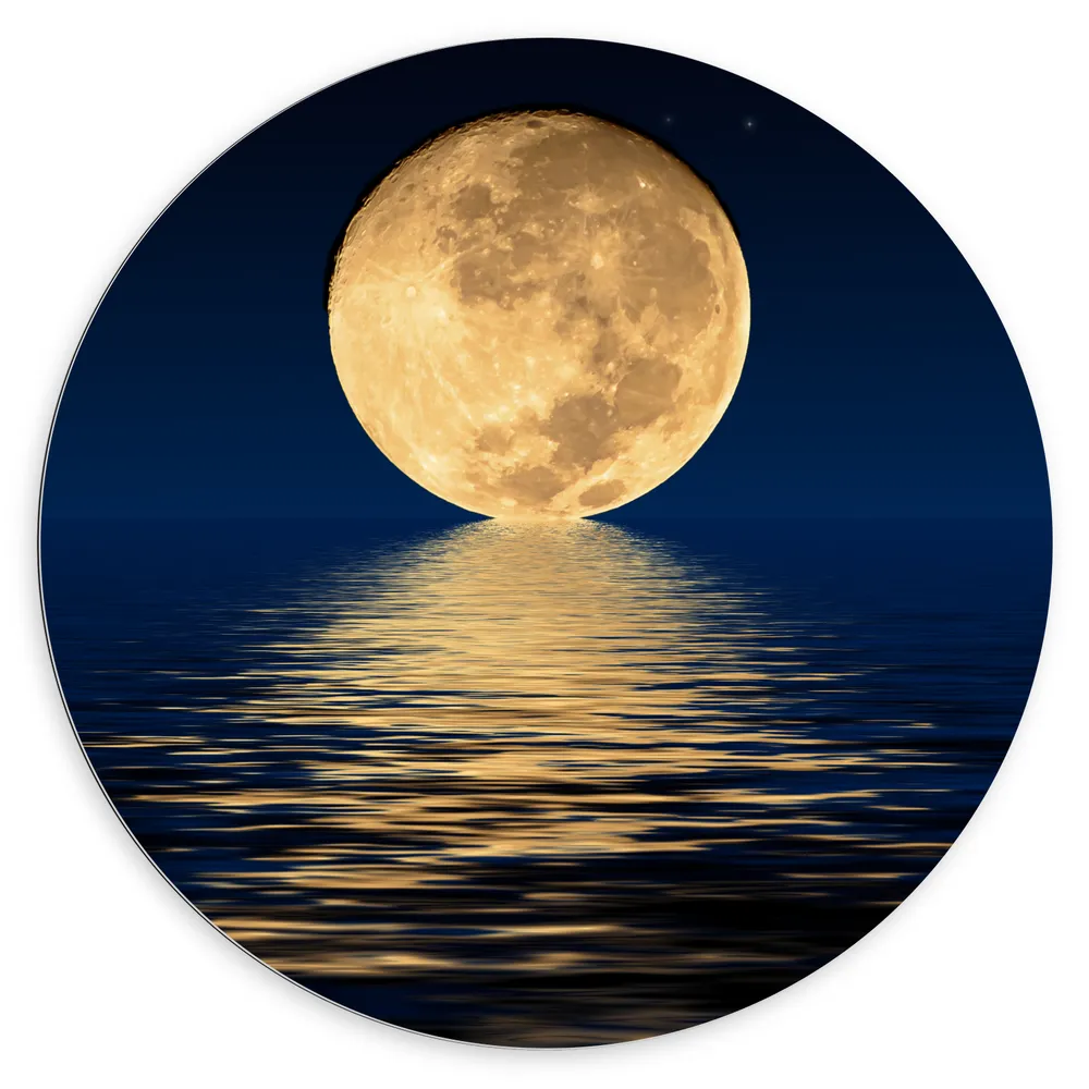 Dibond Muurcirkel - Grote Volle Maan in Heldere Nacht Zakkend in de Zee