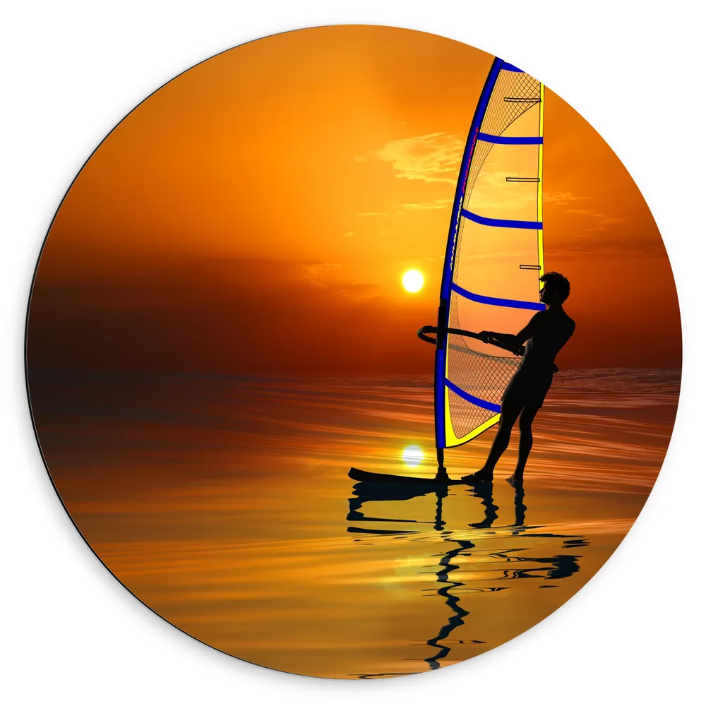 Dibond Muurcirkel - Surfer op Kalm Water bij Felkleurige Zonsondergang