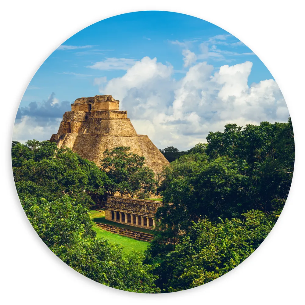 Dibond Muurcirkel - ''Piramide van de Tovenaar'' Yucatan, Mexico