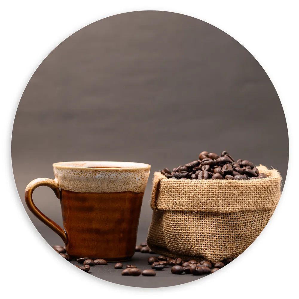 Dibond Muurcirkel - Juten Zak Koffiebonen met Bruine Kop Koffie