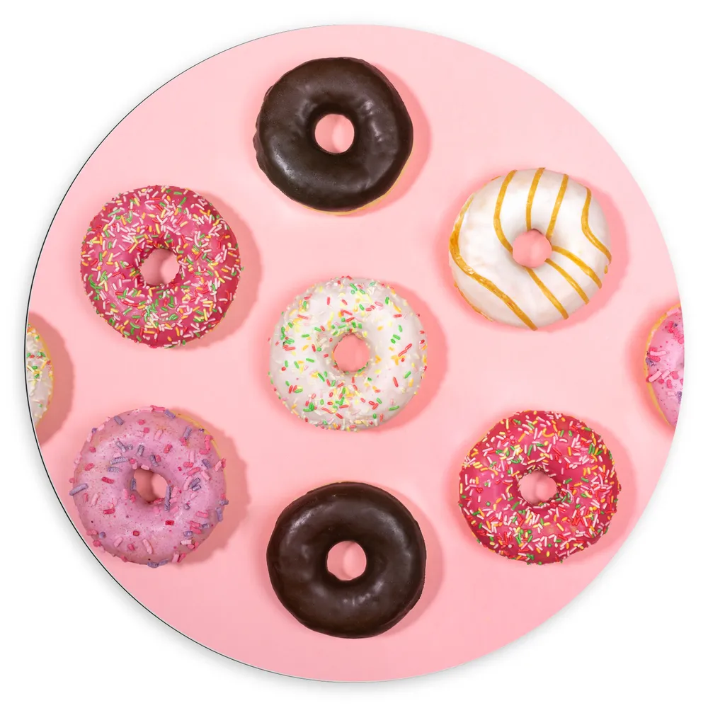 Dibond Muurcirkel - Verschillende Smaken Donuts op Pastelroze Achtergrond